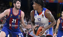 Anadolu Efes, Barcelona deplasmanında sahadan boynu bükük ayrıldı