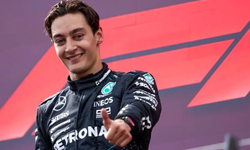 Son turlarda nefesler tutuldu! Azerbaycan GP'sini Russell kazandı