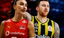 Tribünde öpücüklere doyamıyorlardı! Hande Baladın ile Onuralp Bitim cephesinde savaş çıktı!