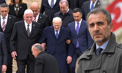 Dervişoğlu ile Bahçeli’nin görüntüsüne Murat İde'den açıklama: 'Tut der gibi kolunu açıyor...'