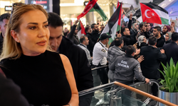 İsrail askerlerini Türkiye'de ağırladığı iddia edilen Klodya Medina, İstinyePark'ta protesto edildi!