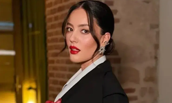 Pelin Akil'in sabaha karşı yaptığı paylaşım ortalığı karıştırdı: 'Sarhoş galiba'