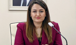 Büşra Özdemir kimdir, AK Parti'ye mi geçiyor? Büşra Özdemir nereli, kaç yaşında, evli mi?