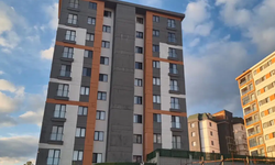 Pendik'te toprak kayması yaşandı! 9 katlı apartman tahliye edildi