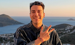 Enes Batur'un yıllar önce gökyüzüne attığı şey servet değerinde mi oldu? 1 milyon TL ödül verecek!
