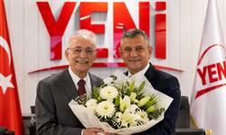 CHP'de Murat Karayalçın sürprizi! İstifa ederek Özgür Özel'in YENİ Parti'sine katıldı