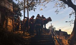 Zonguldak'ta 3 katlı bina çöktü! Ekipler alarma geçti