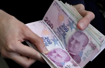 Hesabı olanlara iyi haber Faizsiz 150 bin lira kredi dağıtılacak