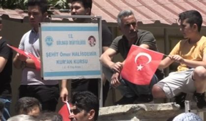 Şehit Piyade Sözleşmeli Er Fuat Özer son yolculuğuna uğurlandı