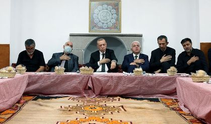 Cumhurbaşkanı Erdoğan'dan cemevinde iftar