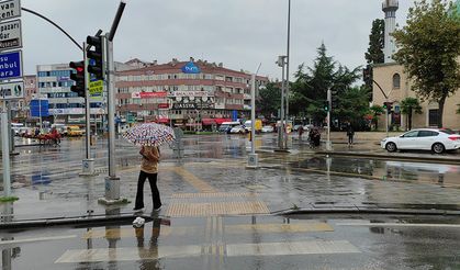 Sakarya’da yağış etkili oluyor