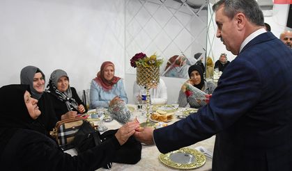 BBP Genel Başkanı Destici, Eskişehir'de "Kadın Buluşması Programı"na katıldı