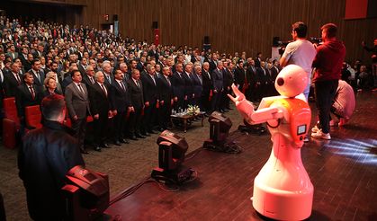 Milli Eğitim Bakanı Özer, Kocaeli'de 99 robotik kodlama atölyesinin açılışına katıldı