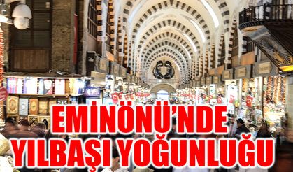 Eminönü’nde yılbaşı yoğunluğu