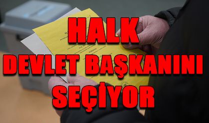 Çekya'da halk devlet başkanını seçiyor