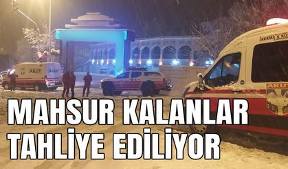 Otobüs arıza yaptı, eksi 5 derecede 4.5 saat beklediler