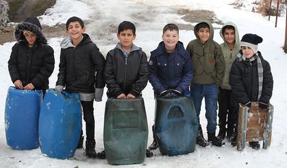 Hakkari'de çocuk olmak!