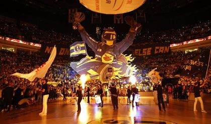 Fenerbahçe'den Avrupa'ya ders niteliğinde kareografi