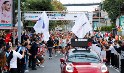 Boğaz'ın en renkli koşu etkinliği Bosphorun10K spor ve eğlenceyi bir araya getirdi