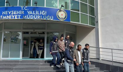 Kıyma makinesinden altın çıktı! 61 kilo gümrük kaçağı altın böyle bulundu
