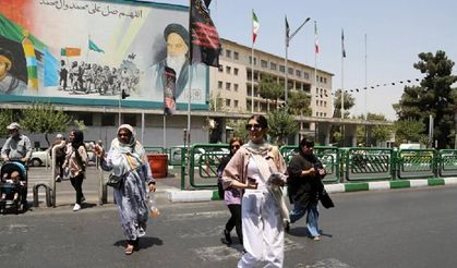 Çin'den sonra şimdi de Kazakistan, İran'daki vatandaşlarını uyardı