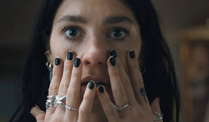 Duffer Kardeşler yine başardı: Yeni korku dizisi dünyayı kasıp kavuruyor!