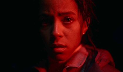 Masum bir yolculuk kabusa dönüşüyor: Passenger’dan ilk fragman