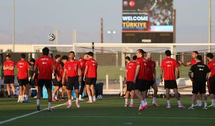 Paraguay maçı öncesi dikkat çeken değişim! Merih Demiral ve Eren Elmalı yeni imajlarıyla sahada