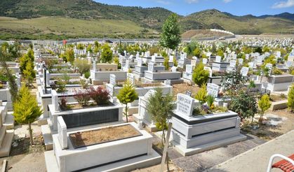 Mezarlık ziyareti kana bulandı! 3 kişi öldü, 2 kişi yaralı