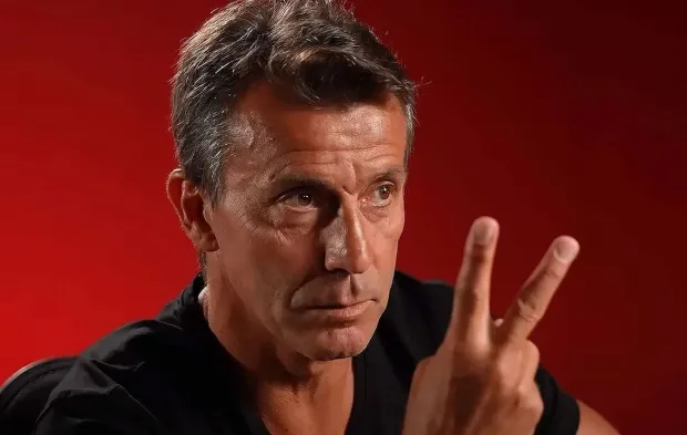 Bülent Korkmaz canlı yayında çıldırdı: 'Bu adama kafayı taktım, Galatasaray hemen alsın'