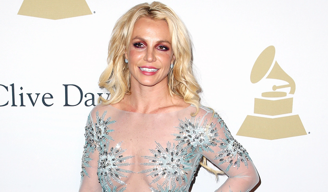 Britney Spears evini boşalttı: 4 saat sonra otele girdi