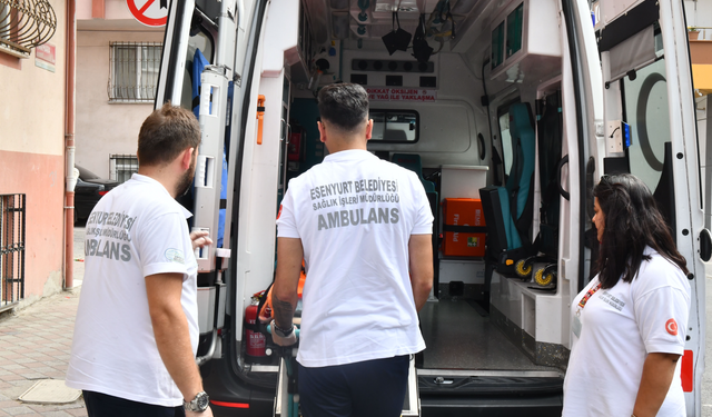 Yılda 8 bin hastaya ambulans 