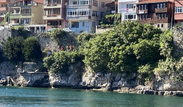 Amasra Kalesi temizleniyor