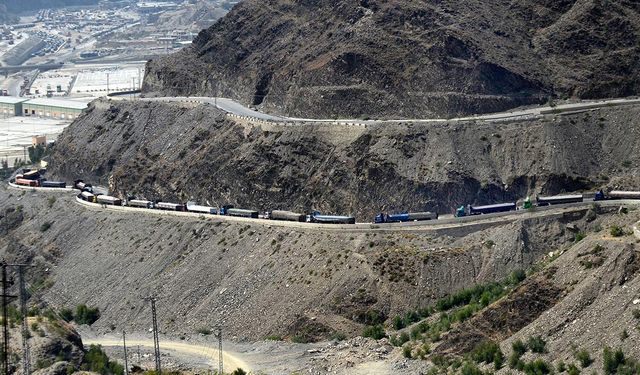 Sınır kapandı, zarar 1 milyon doları aştı