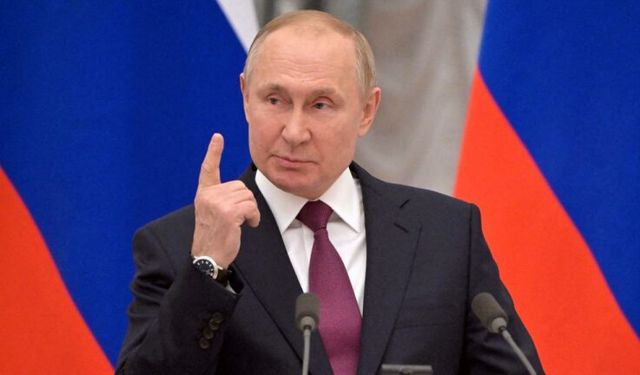 ŞOK AÇIKLAMA! Putin: ABD bizi misket bombasıyla vuruyor!