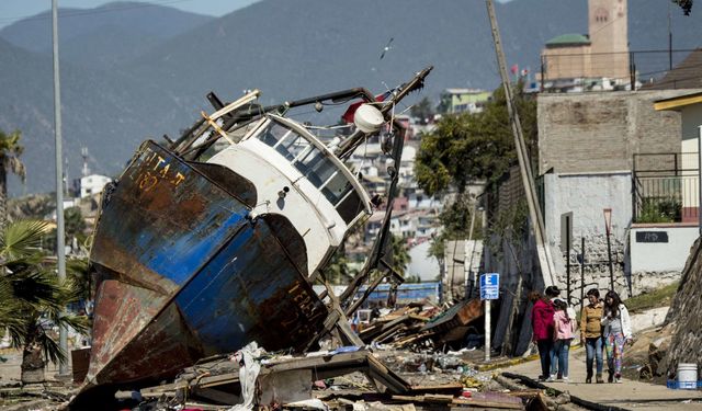 SON DAKİKA! 6.3'lük deprem! İŞTE DEPREM ANI