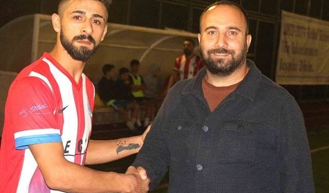 Servet Kol, Kumburgazspor’a imza attı