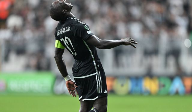 Aboubakar döktürüyor, Cenk dökülüyor