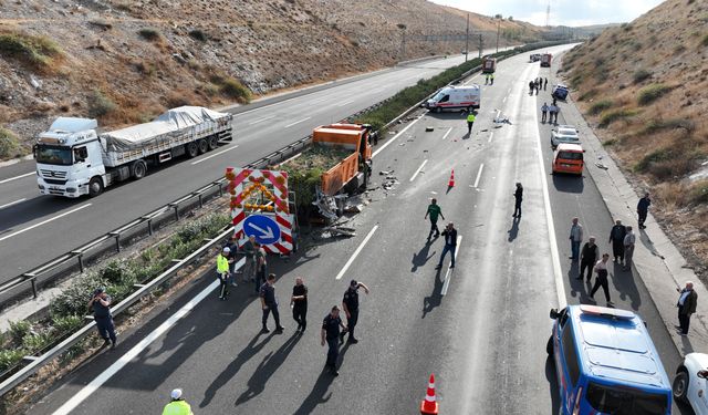 Katliam gibi kaza! Ortalık savaş alanına döndü