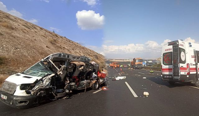 Gaziantep-Şanlıurfa otobanında feci kaza! İŞTE GÖRÜNTÜLER