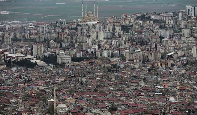 Deprem bölgeleri için "çelik yapı" önerisi