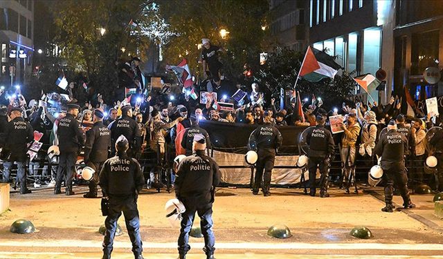 Ateşkes istemeyen AB’ye protesto