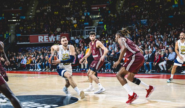 Fener, panzerin içinden geçti!