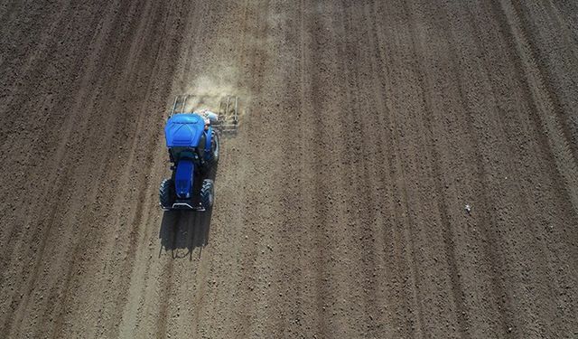 Kuraklığa karşı ‘toprağı erken sürmeyin’ uyarısı