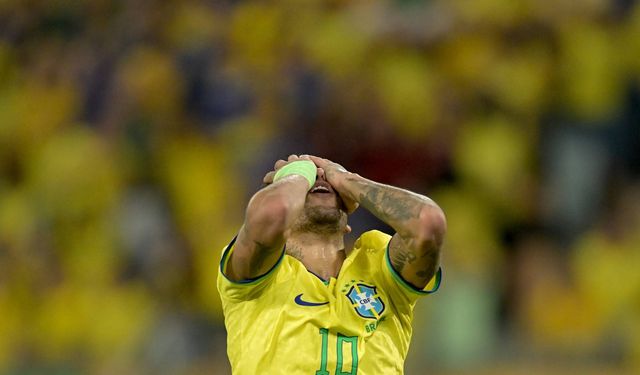 Neymar, Brezilya’da çıldırdı! İŞTE AŞAĞILANDIĞI ANLAR