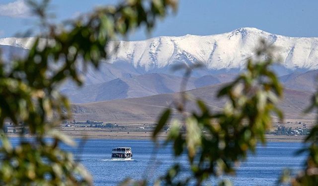 Van Gölü Gevaş’la daha ünlü