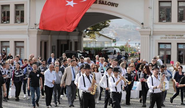 Bandırma gelincik tarlası gibi oldu!