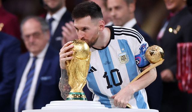 Messi'den şık hareket! 9 milyon euroluk koleksiyon ile çocukları sevindirecek