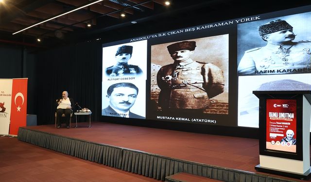 Timsal Karabekir, Samsun'da babası Kazım Karabekir'i fotoğraflarıyla anlattı