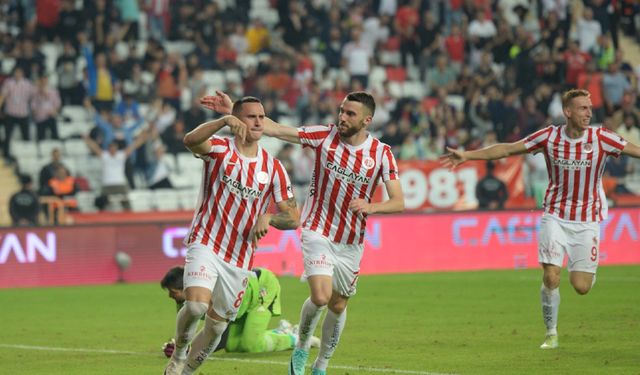 Antalyaspor, 10 yıl sonra  tarih yazdı!